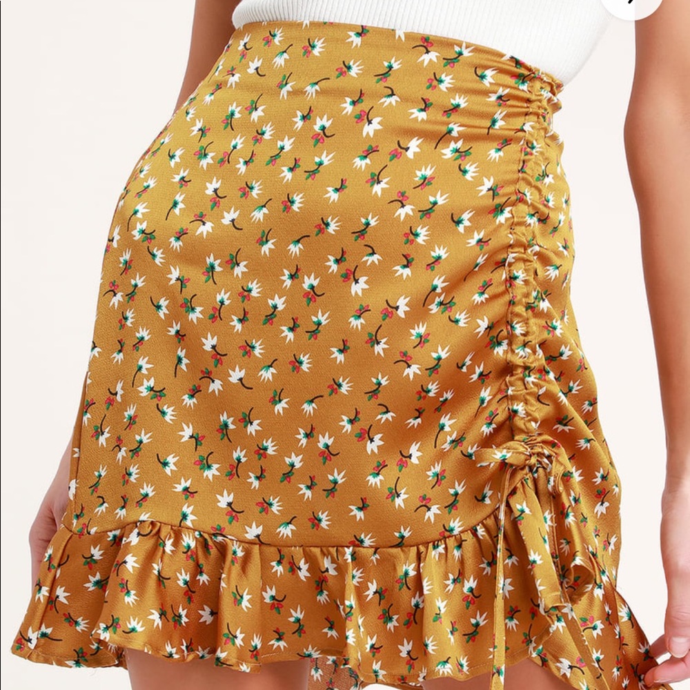 Lulus Mustard Yellow Floral Print Ruched Min Skirt